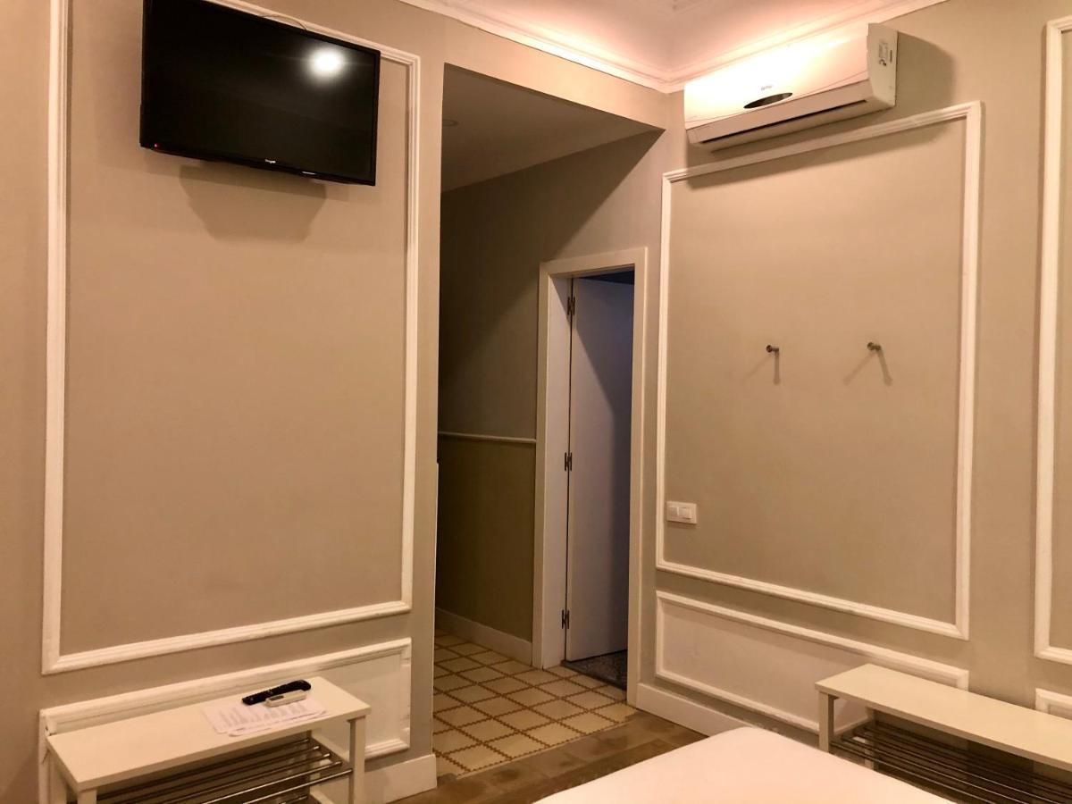 Hostal Medea Barcelona Eksteriør bilde