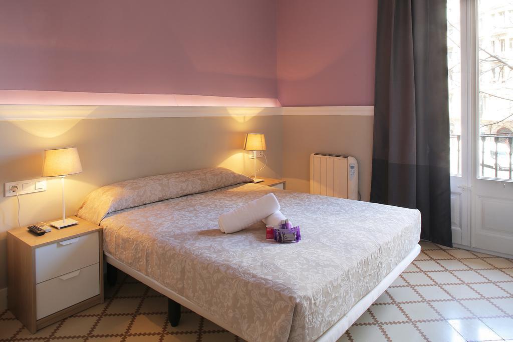 Hostal Medea Barcelona Rom bilde